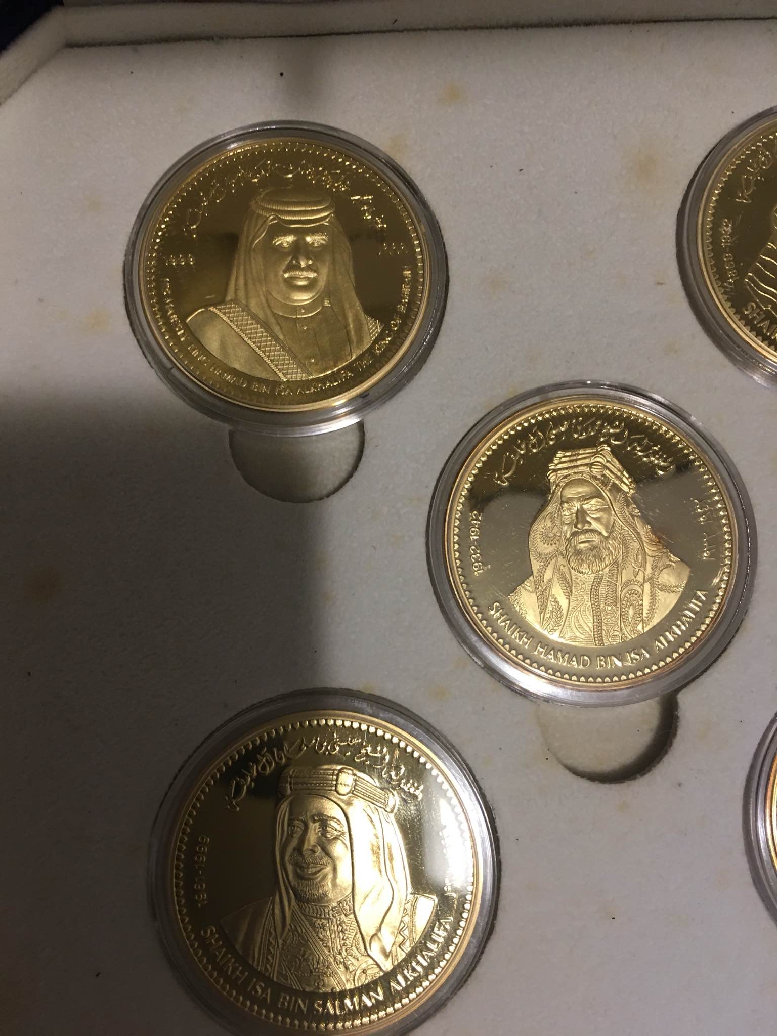 2004 Commemorative Medals & Coins of the Great Bahrain Rulers Limited Issue 500 Pieces