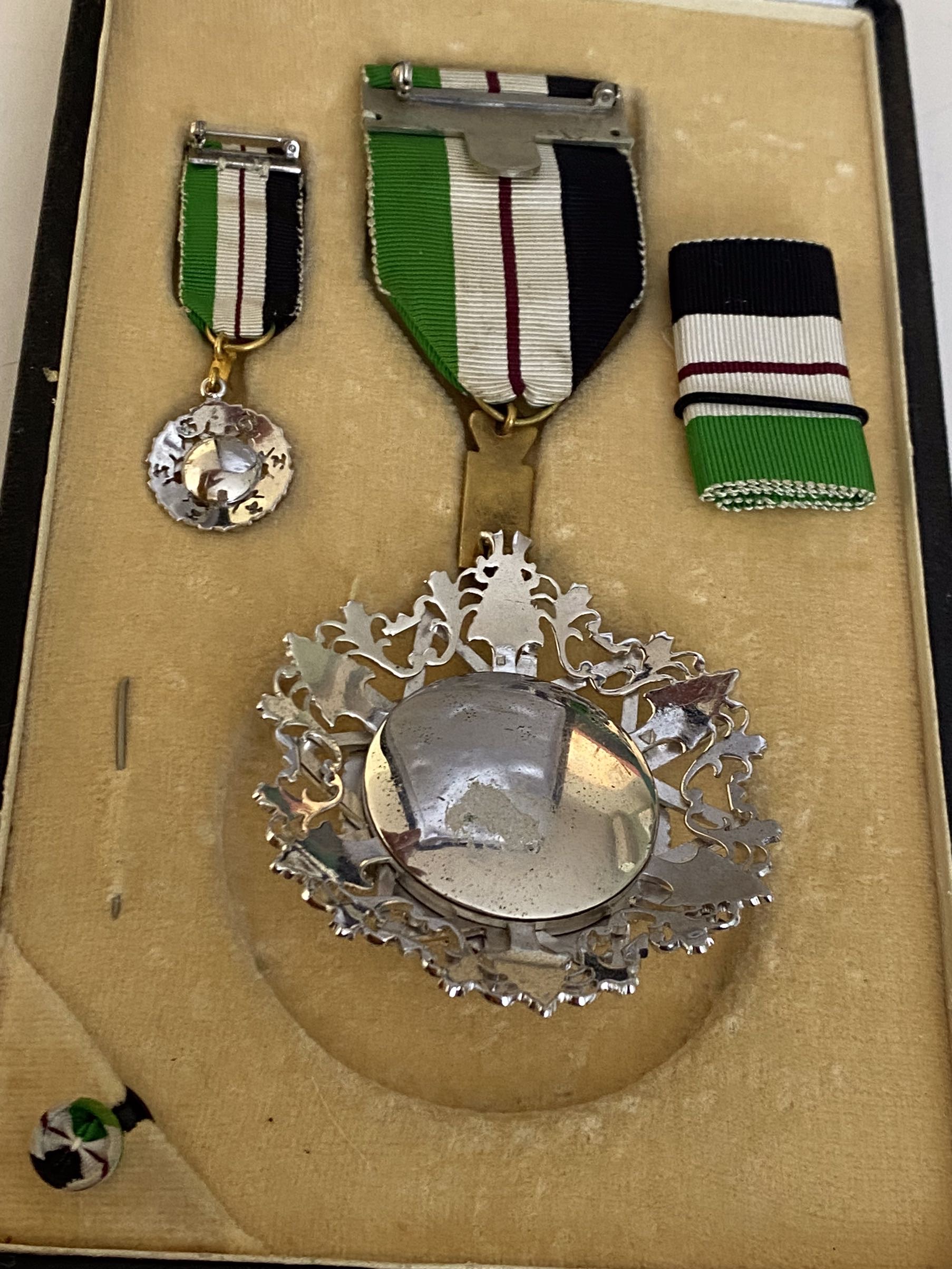 1917 Kingdom of Jordan the Supreme Order of Renaissance 4th Class Medal Badge   Sheriff Hussein bin Ali