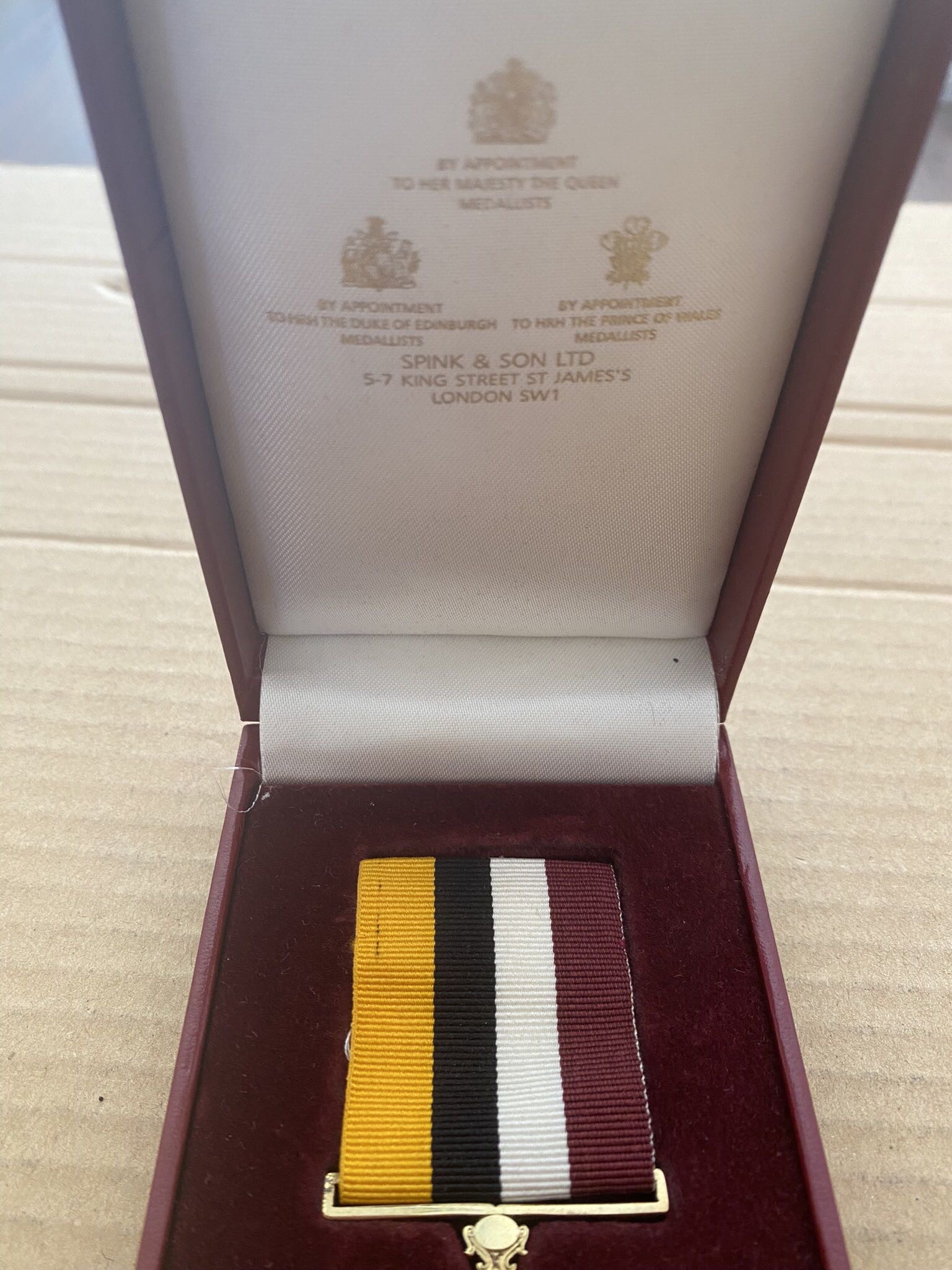 Qatar Order of Military Duty Medal Badge Nichan Emir Khalifa bin Hamad Al Thani