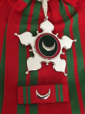 Oman Civil Order of Merit Wissam Al Oman Grand Cross Sash Badge Medal 18 KT Gold