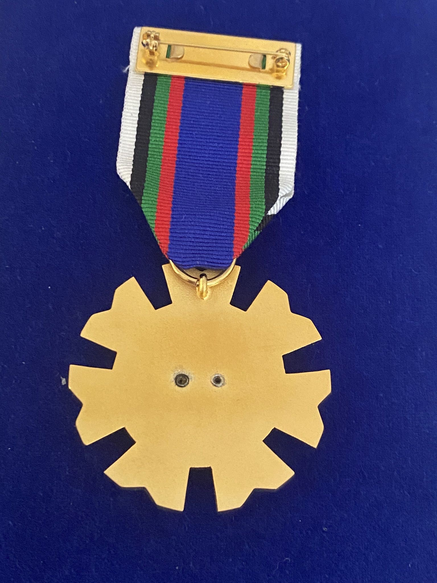 United Arab Emirates UAE Abu Dhabi Order of Police & Security Forces Medal Badge
