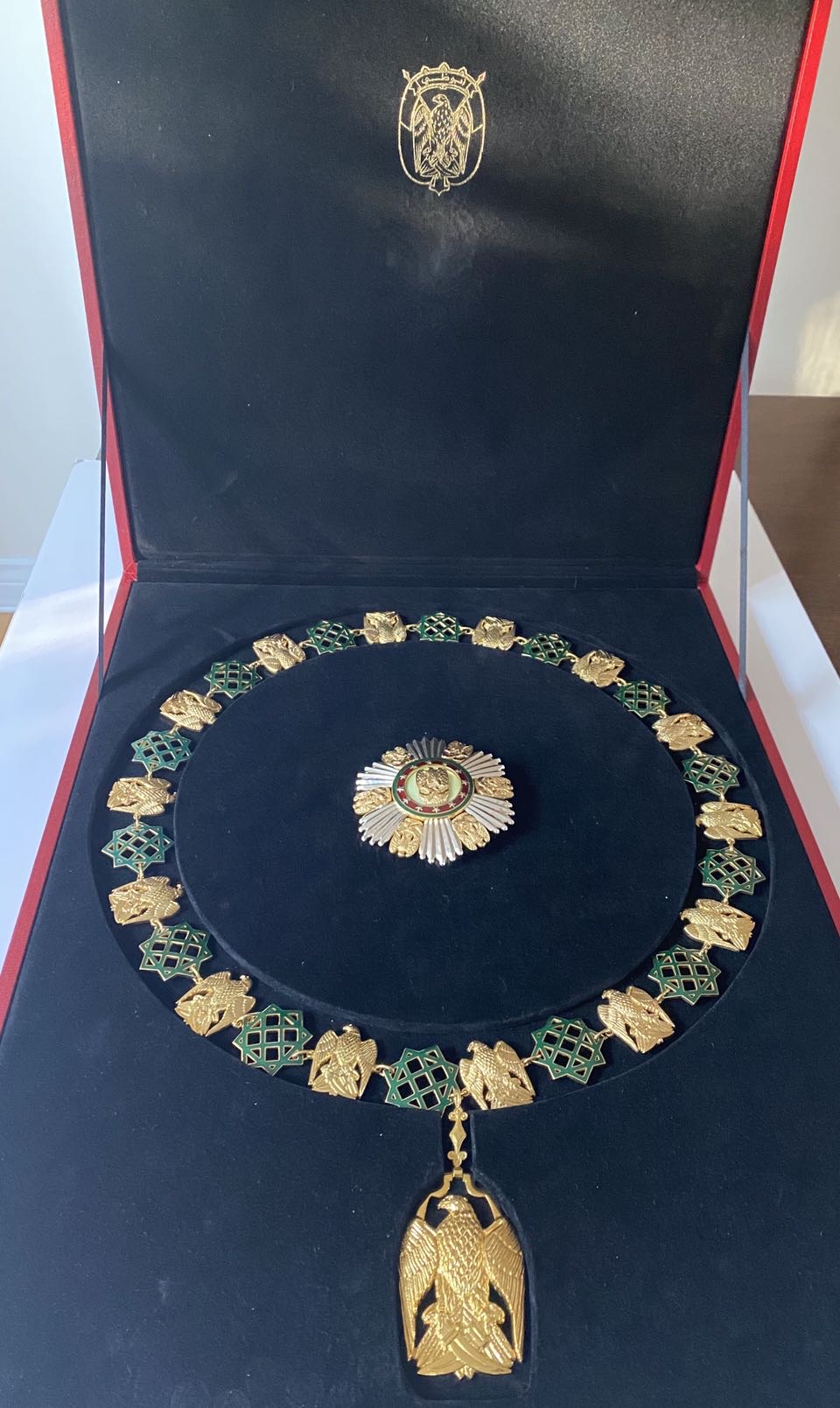 United Arab Emirates UAE Abu Dhabi Order of Al-Nahyan Collar Breast Star Medal وسام النهيان 