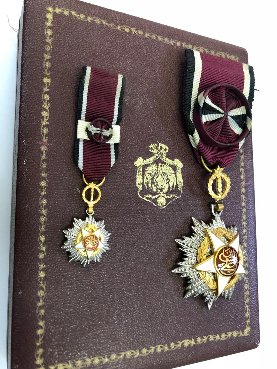 1921 Jordan Order of Independence Medal Badge Wissam Istiqlal Hussein Bin Ali وسام الاستقلال الاردني الحسين بن علي