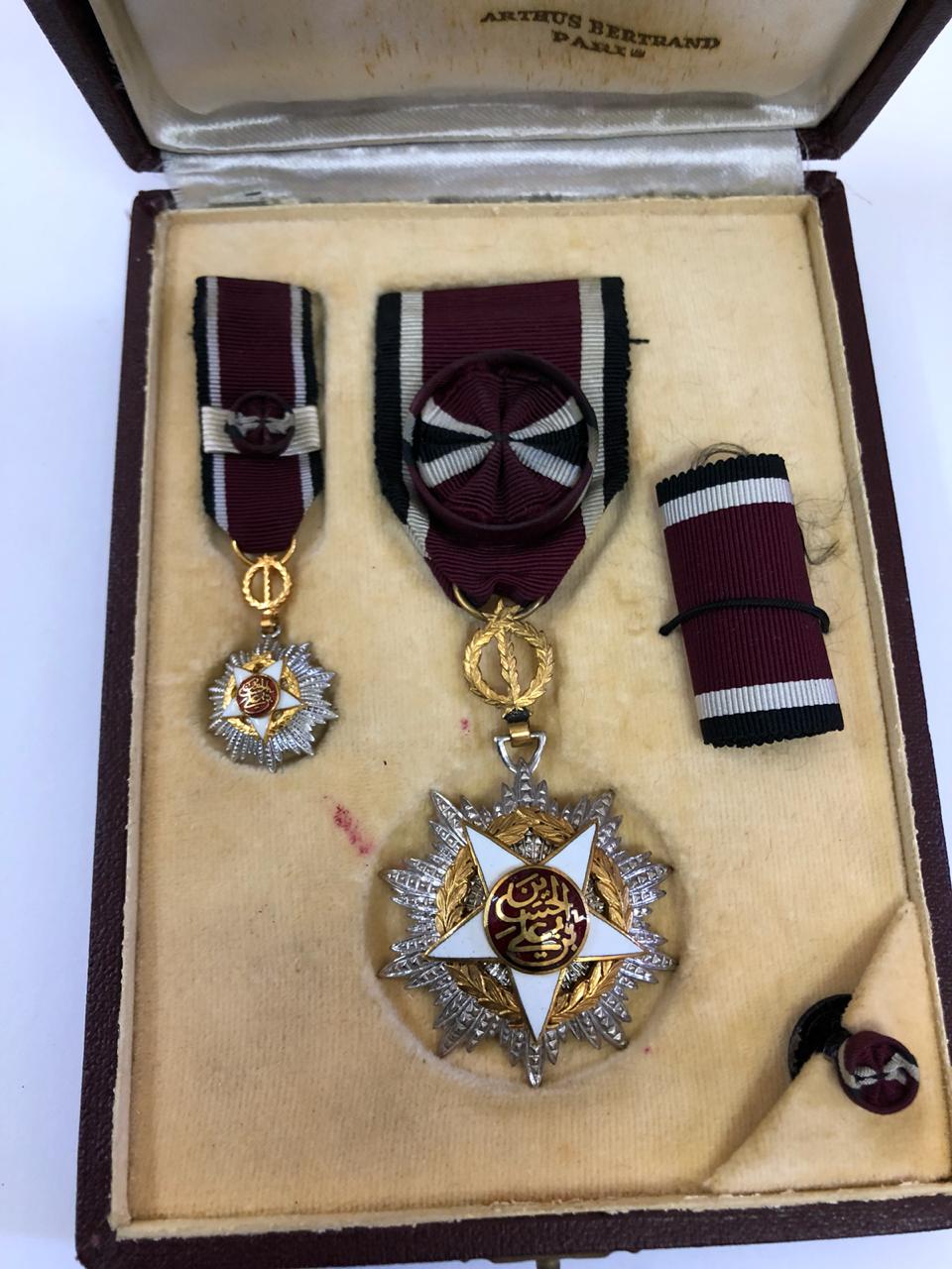 1921 Jordan Order of Independence Medal Badge Wissam Istiqlal Hussein Bin Ali وسام الاستقلال الاردني الحسين بن علي