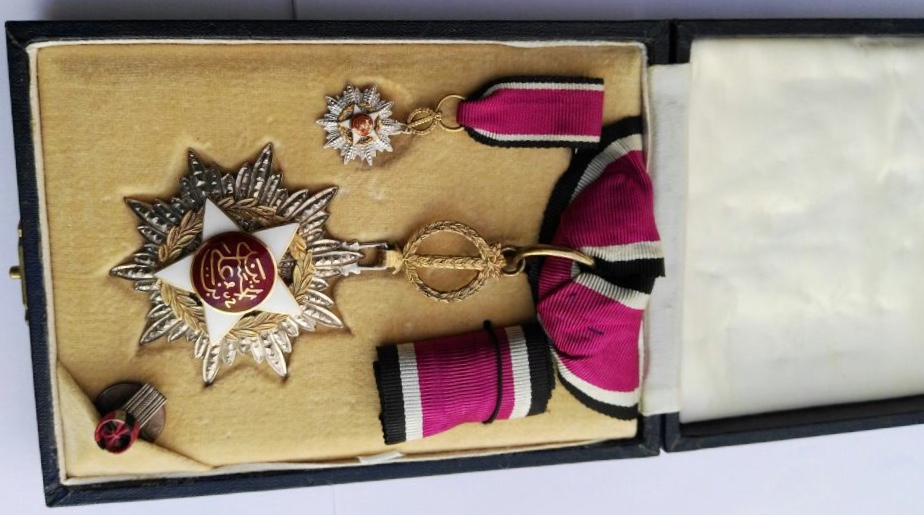 Jordan Order Independence Neck Badge Medal Hussein Bin Set in Box Nichan Wissam