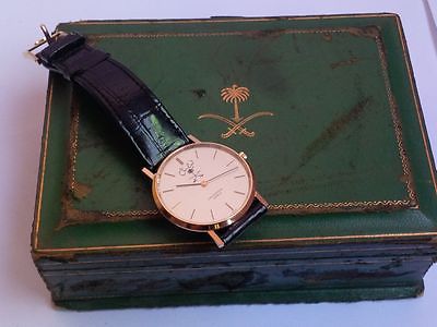 Universal Geneve Manual Cal 42 Saudi Arabia King Faisal Men's 18 KT Gold Watch