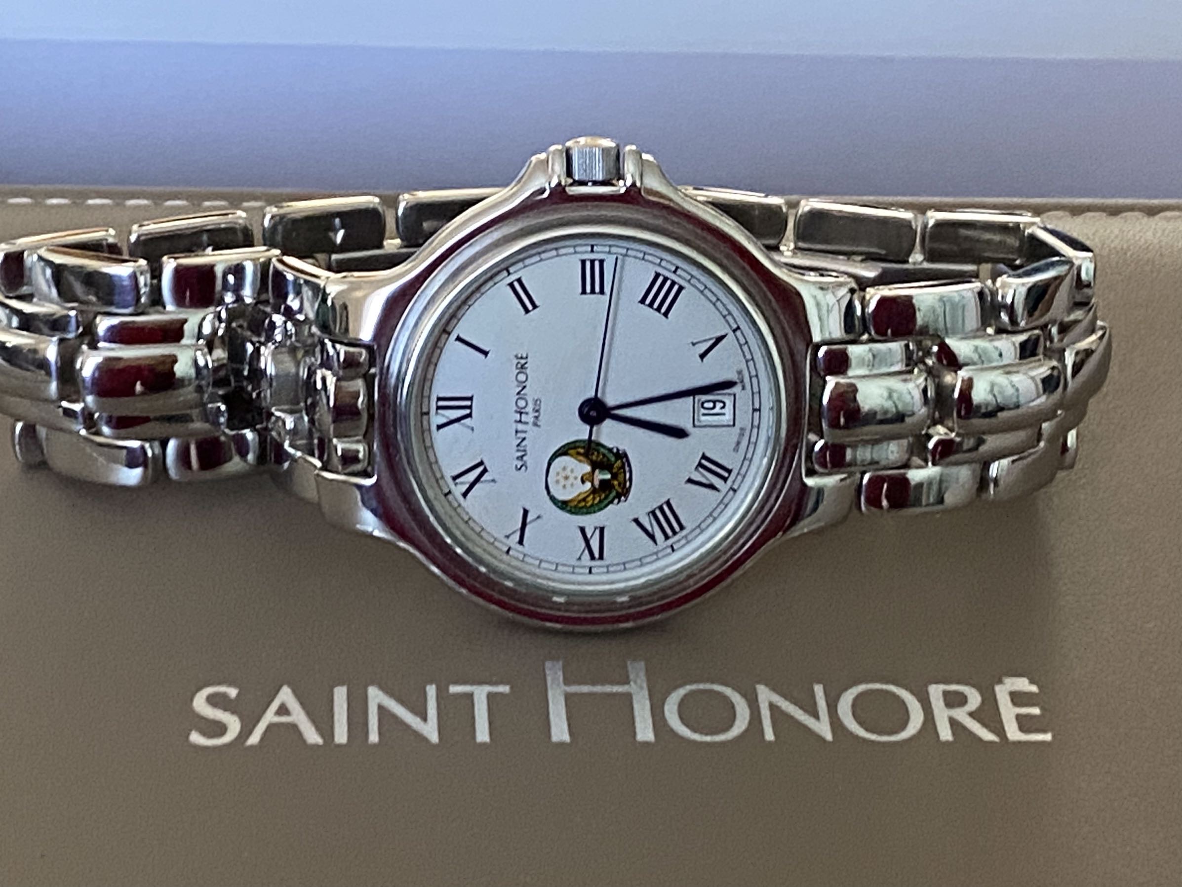 Saint Honore United Arab Emirates UAE Abu Dhabi Ministry of Defence Men’s Watch